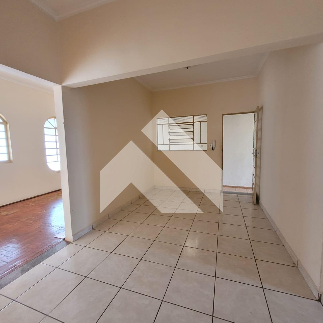 CASA À VENDA BAIRRO JARDIM INDEPENDÊNCIA, SÃO SEBASTIÃO DO PAR...