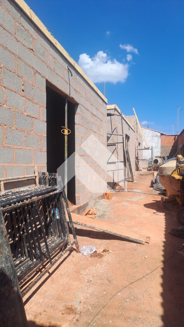 CASA Á VENDA, BAIRRO SÃO JUDAS TADEU, SÃO SEBASTIÃO DO PARAÍSO-MG