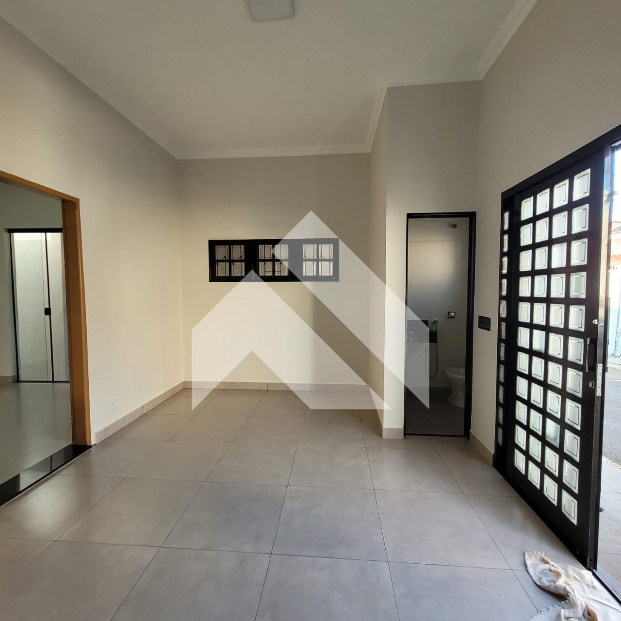 CASA À VENDA BAIRRO CENTRO, SÃO SEBASTIÃO DO PARAÍSO MG