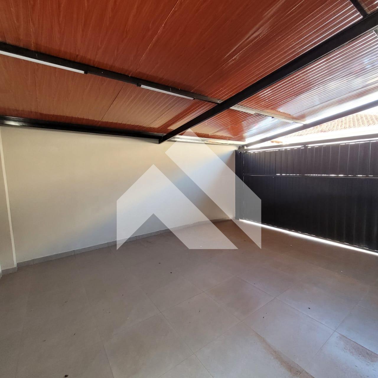 CASA À VENDA BAIRRO CENTRO, SÃO SEBASTIÃO DO PARAÍSO MG