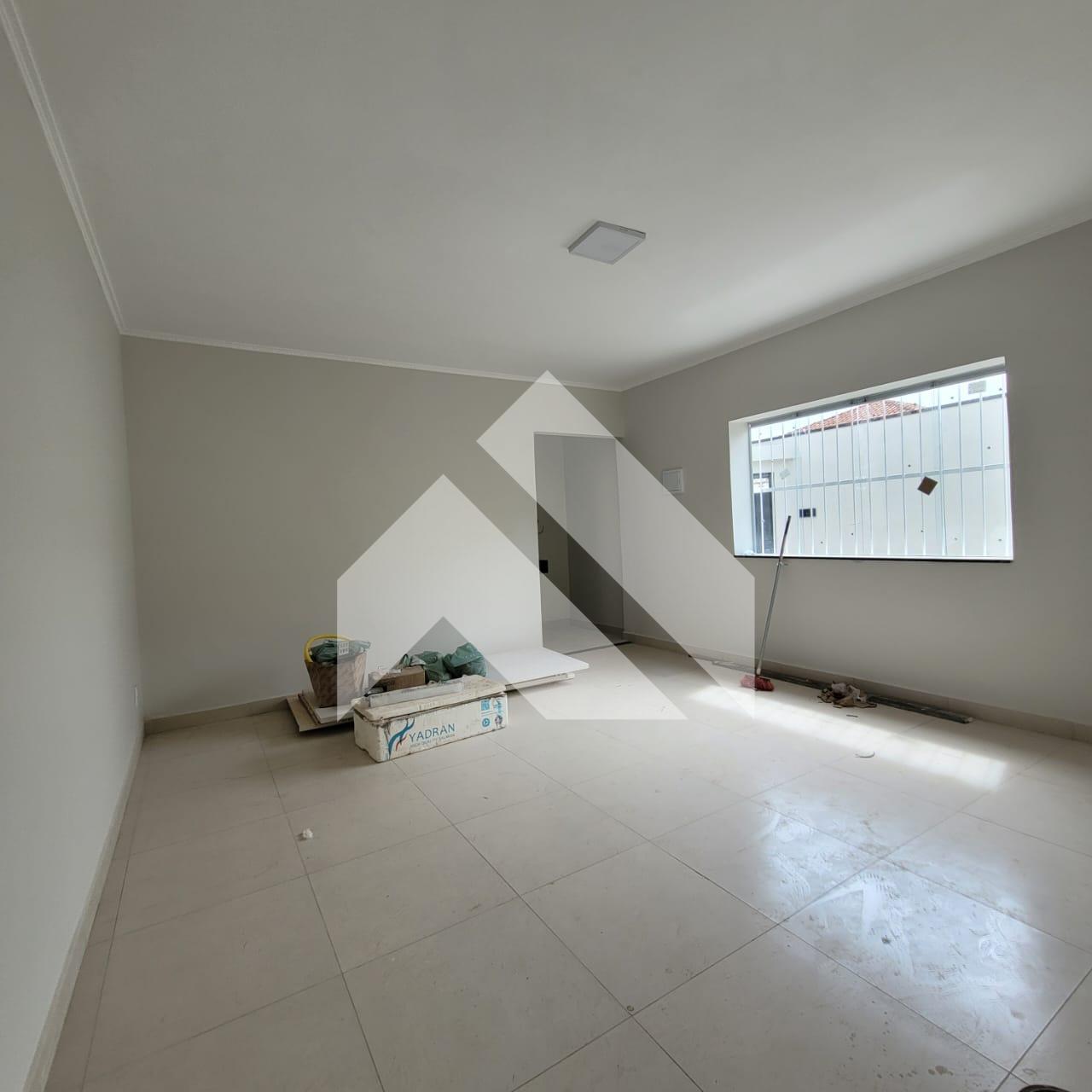 CASA À VENDA BAIRRO LAGOINHA, SÃO SEBASTIÃO DO PARAÍSO - MG