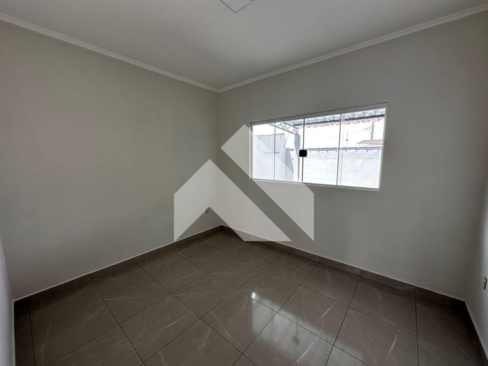 CASA À VENDA BAIRRO SÃO SEBASTIÃO, SÃO SEBASTIÃO DO PARAÍSO - MG