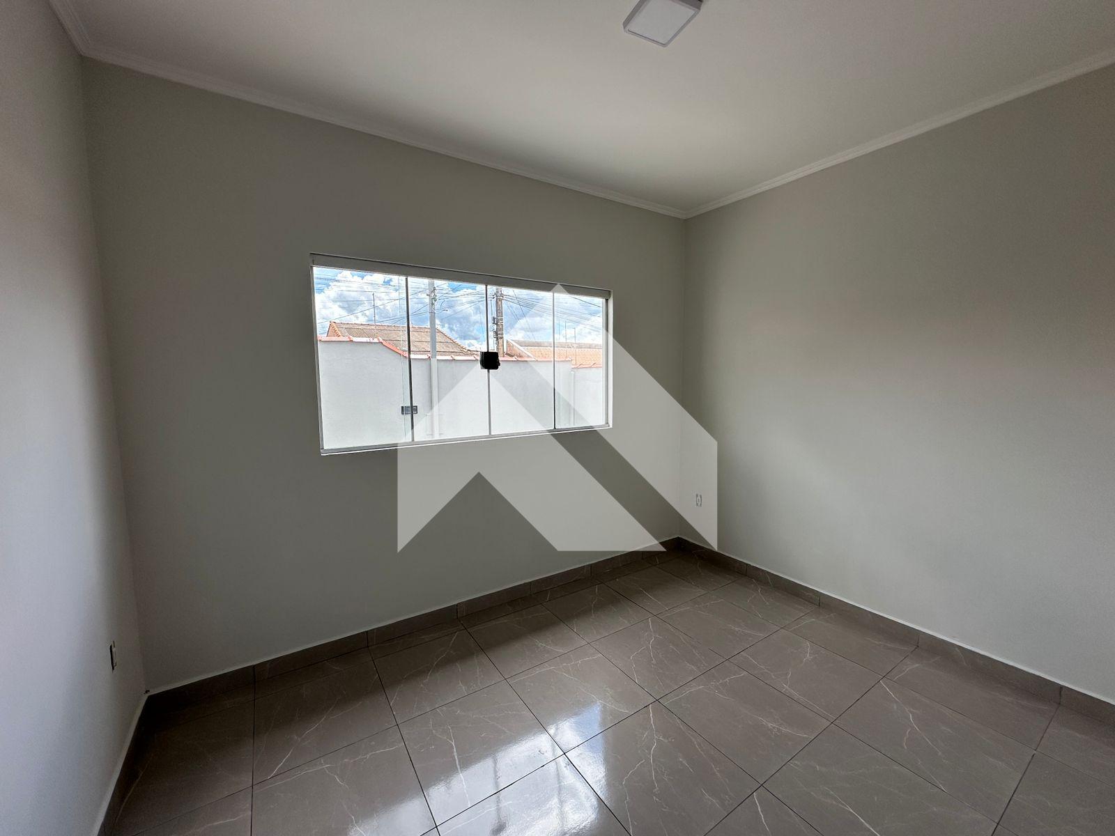 CASA À VENDA BAIRRO SÃO SEBASTIÃO, SÃO SEBASTIÃO DO PARAÍSO - MG