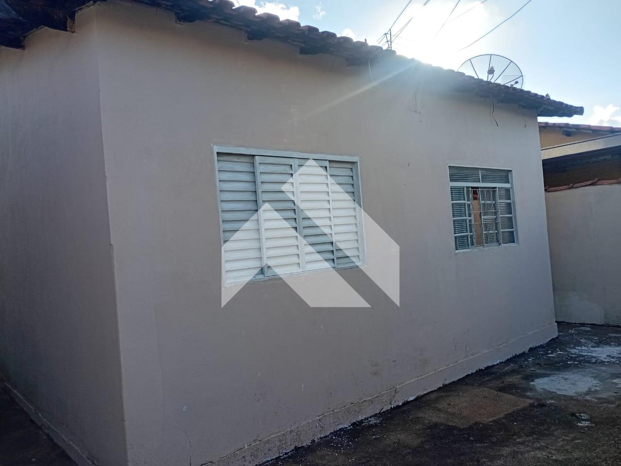 CASA À VENDA BAIRRO SÃO SEBASTIÃO, SÃO SEBASTIÃO DO PARAÍSO - MG