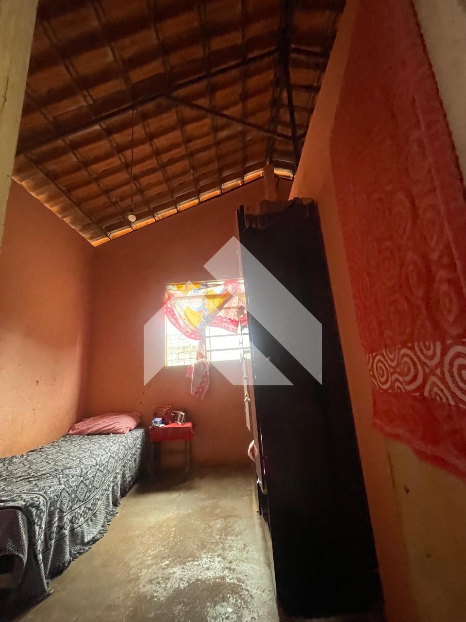 CASA À VENDA BAIRRO SANTA TEREZA, SÃO SEBASTIÃO DO PARAÍSO - MG