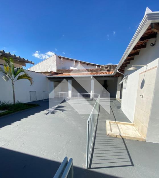 CASA À VENDA BAIRRO CIDADE NOVA, SÃO SEBASTIÃO DO PARAÍSO-MG