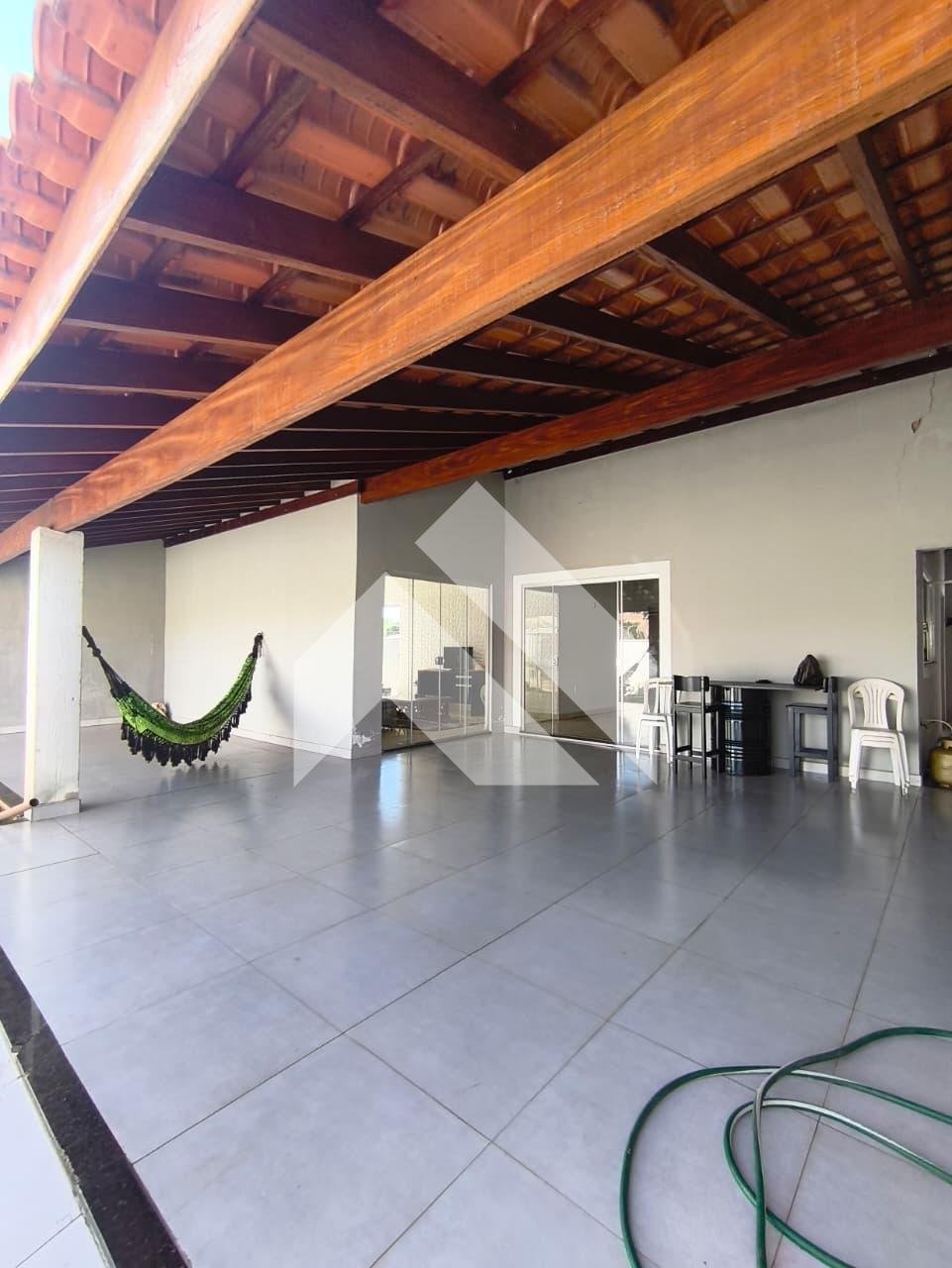 CASA À VENDA BAIRRO JARDIM CANADÁ, SÃO SEBASTIÃO DO PARAÍSO - MG