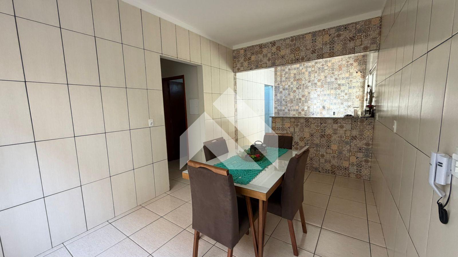 CASA  À VENDA BAIRRO JARDIM CANADÁ, SÃO SEBASTIÃO DO PARAÍSO - MG