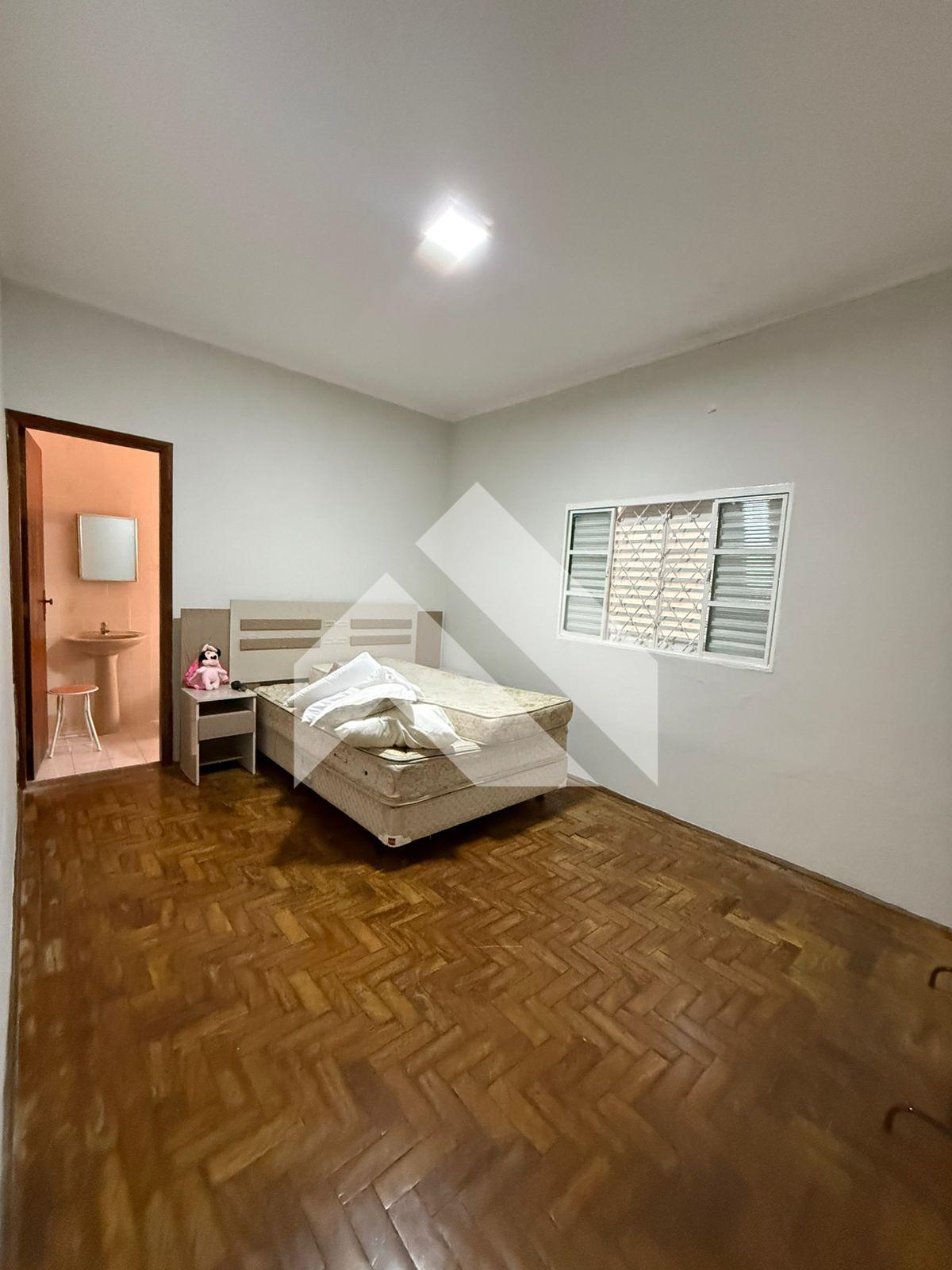 CASA À VENDA DE 3 QUARTOS COM UMA SUÍTE, EM SÃO SEBASTIÃO DO P...