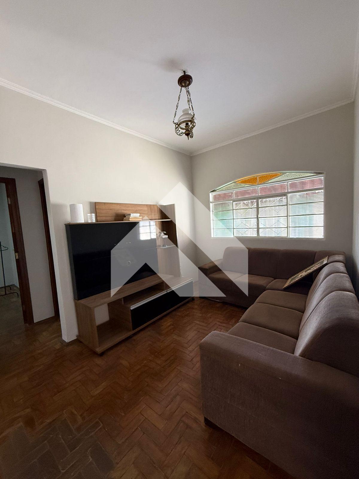 CASA À VENDA DE 3 QUARTOS COM UMA SUÍTE, EM SÃO SEBASTIÃO DO P...