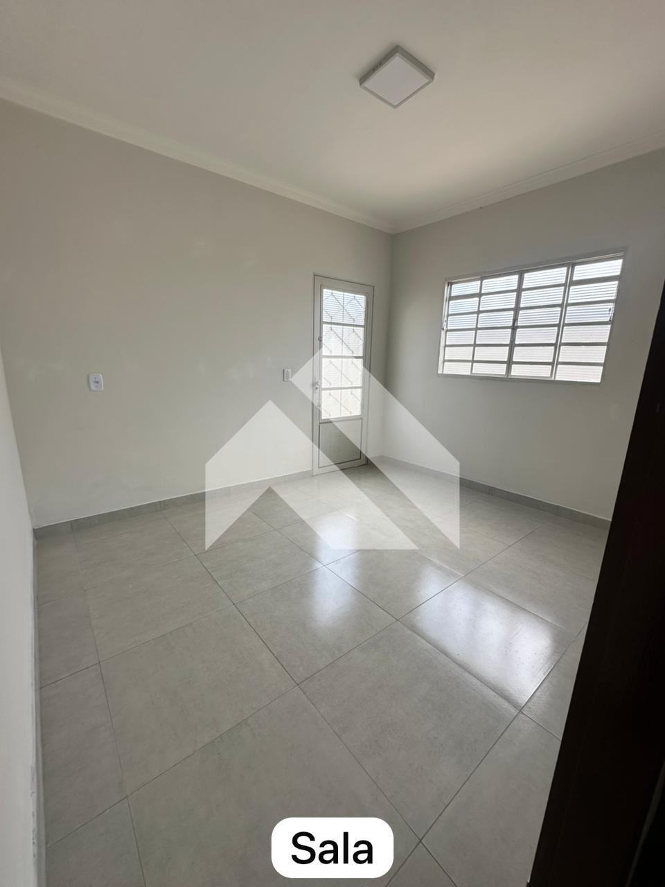 CASA   À VENDA BAIRRO JD. ALVORADA, SÃO SEBASTIÃO DO PARAISO - MG