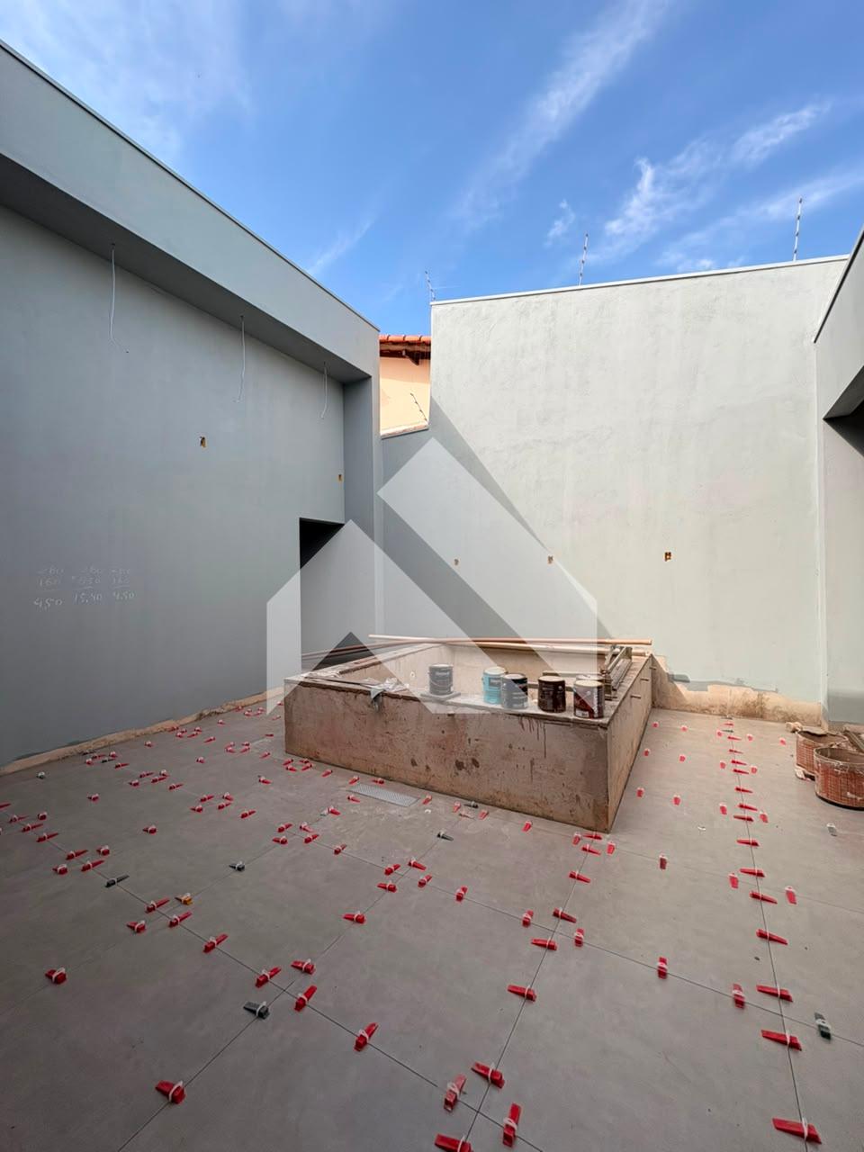 CASA À VENDA BAIRRO CALIFÓRNIA GARDEN II, SÃO SEBASTIÃO DO PAR...