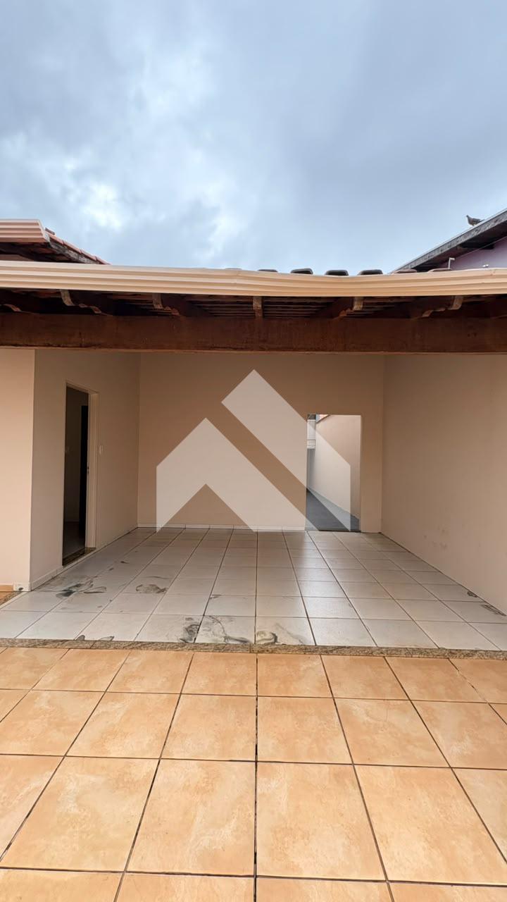 CASA À VENDA BAIRRO VILA HELENA, SÃO SEBASTIÃO DO PARAÍSO - MG
