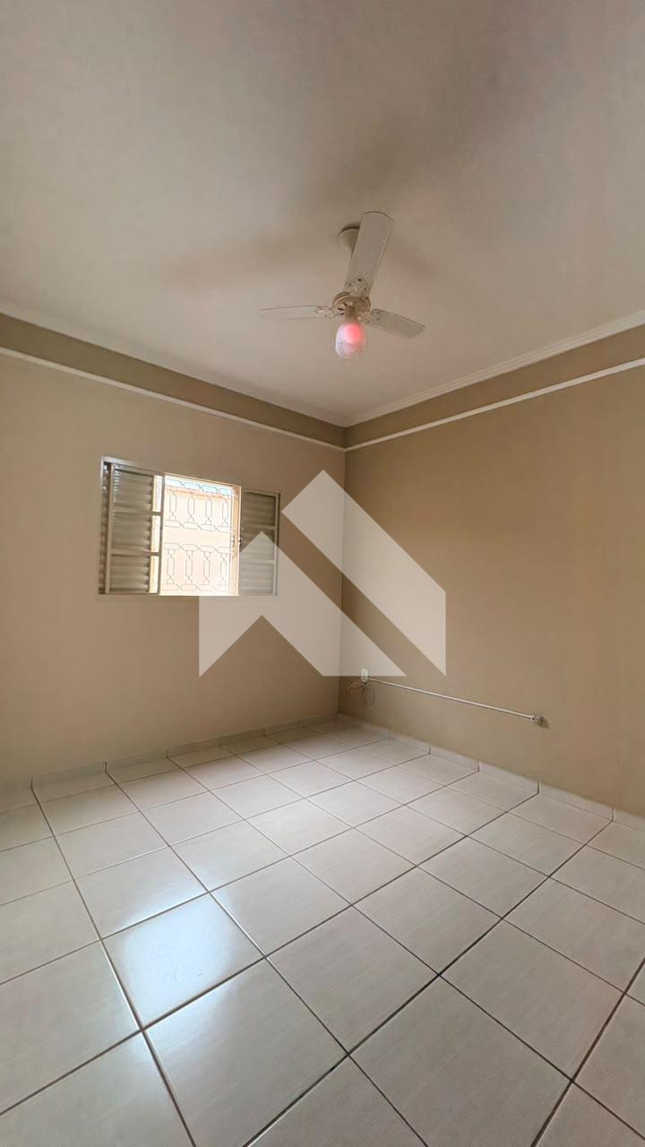 CASA À VENDA BAIRRO VILA HELENA, SÃO SEBASTIÃO DO PARAÍSO - MG