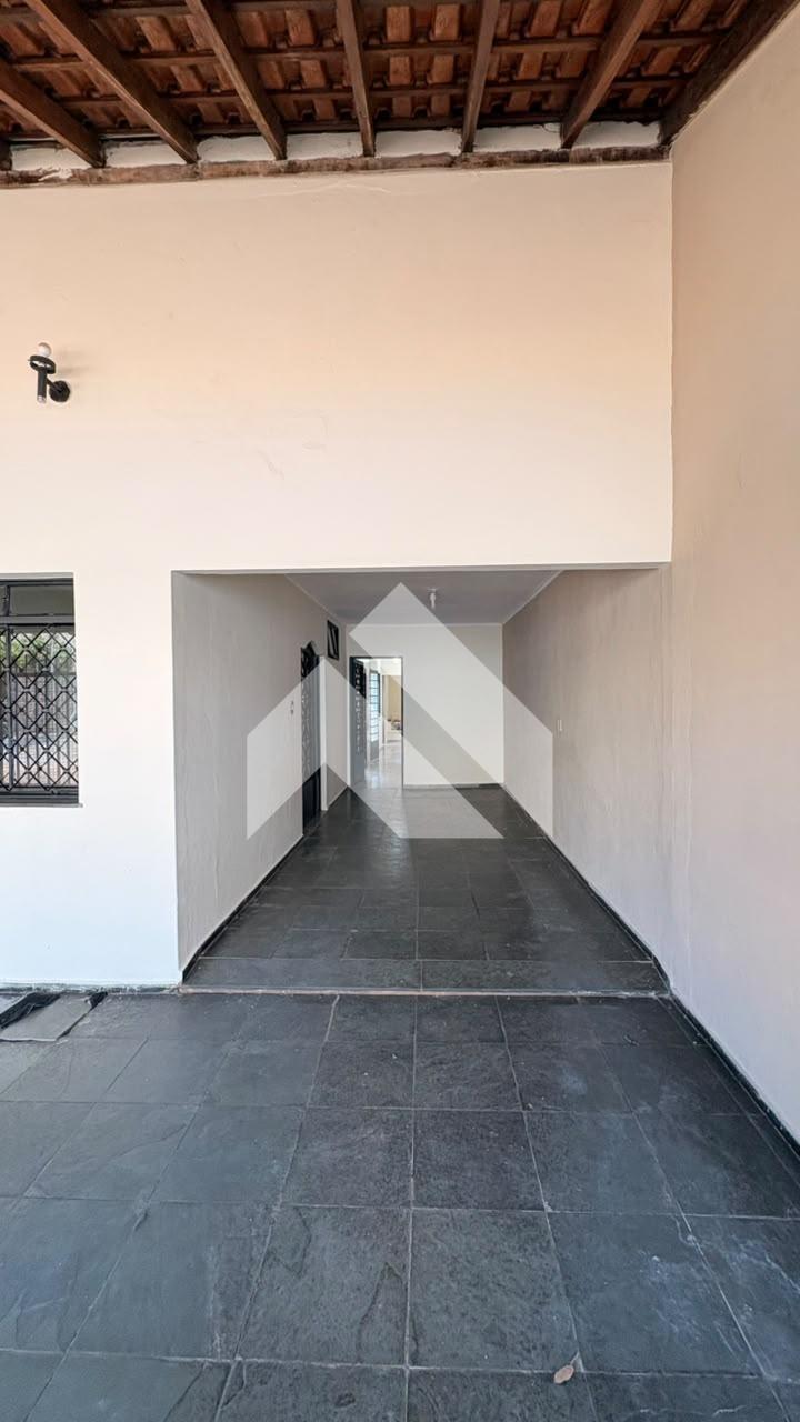 CASA À VENDA BAIRRO MOCOQUINHA, SÃO SEBASTIÃO DO PARAÍSO - MG