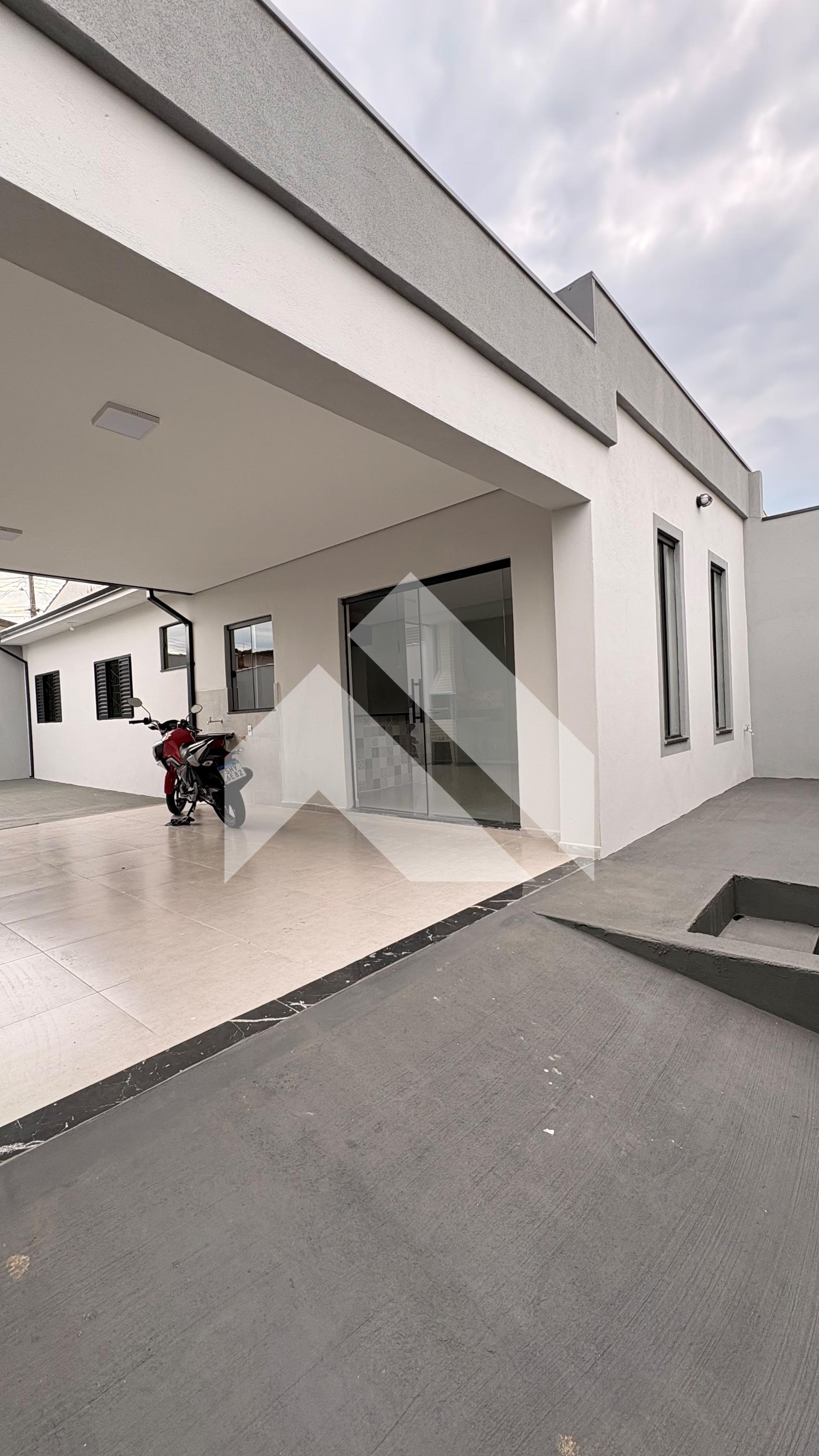 CASA À VENDA BAIRRO JARDIM ALVORADA,SÃO SEBASTIÃO DO PARAÍSO - MG