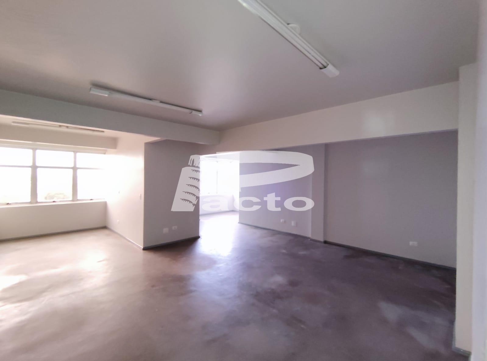 SALA COM ÁREA DE 72m 