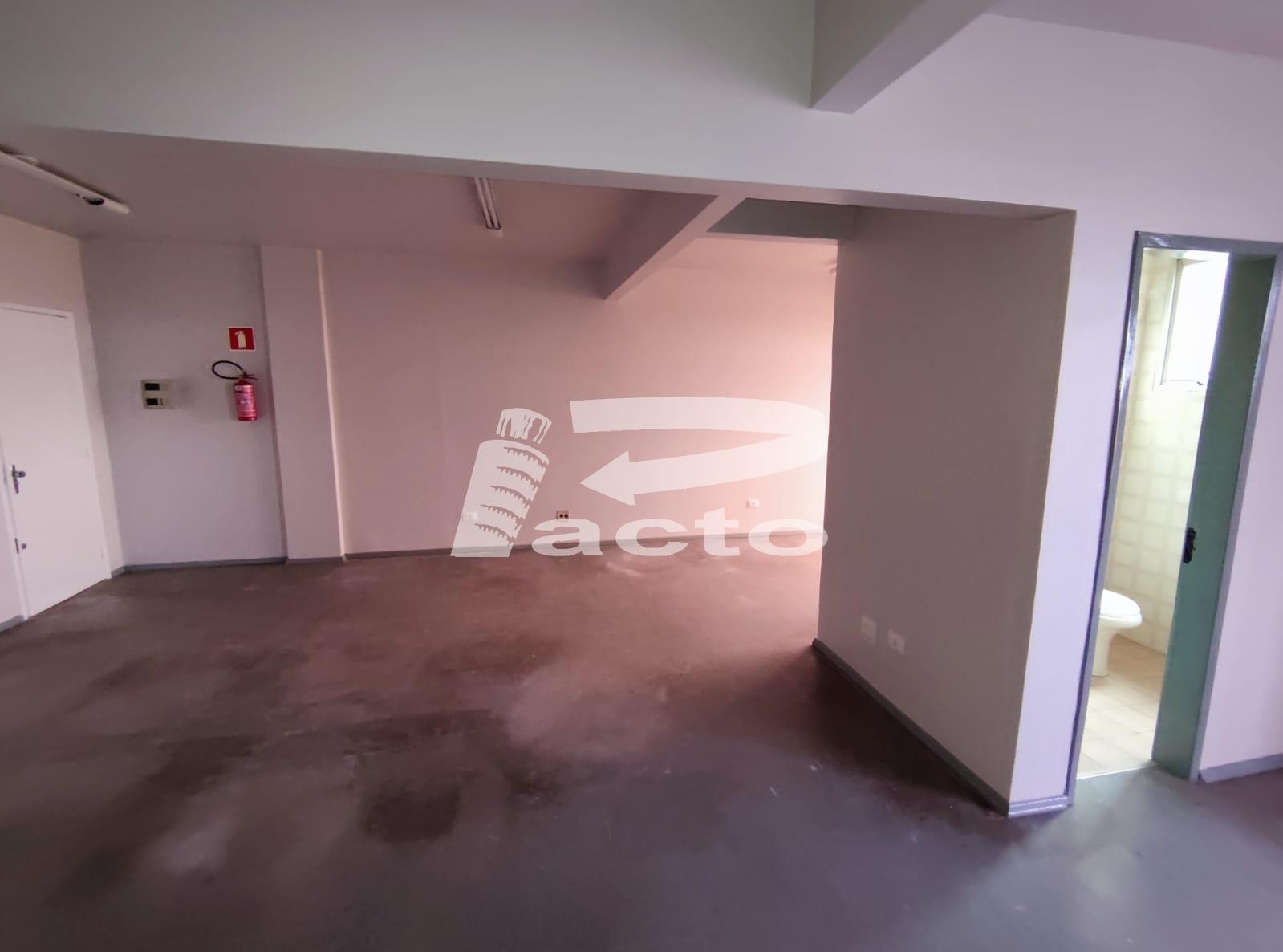 SALA COM ÁREA DE 72m 