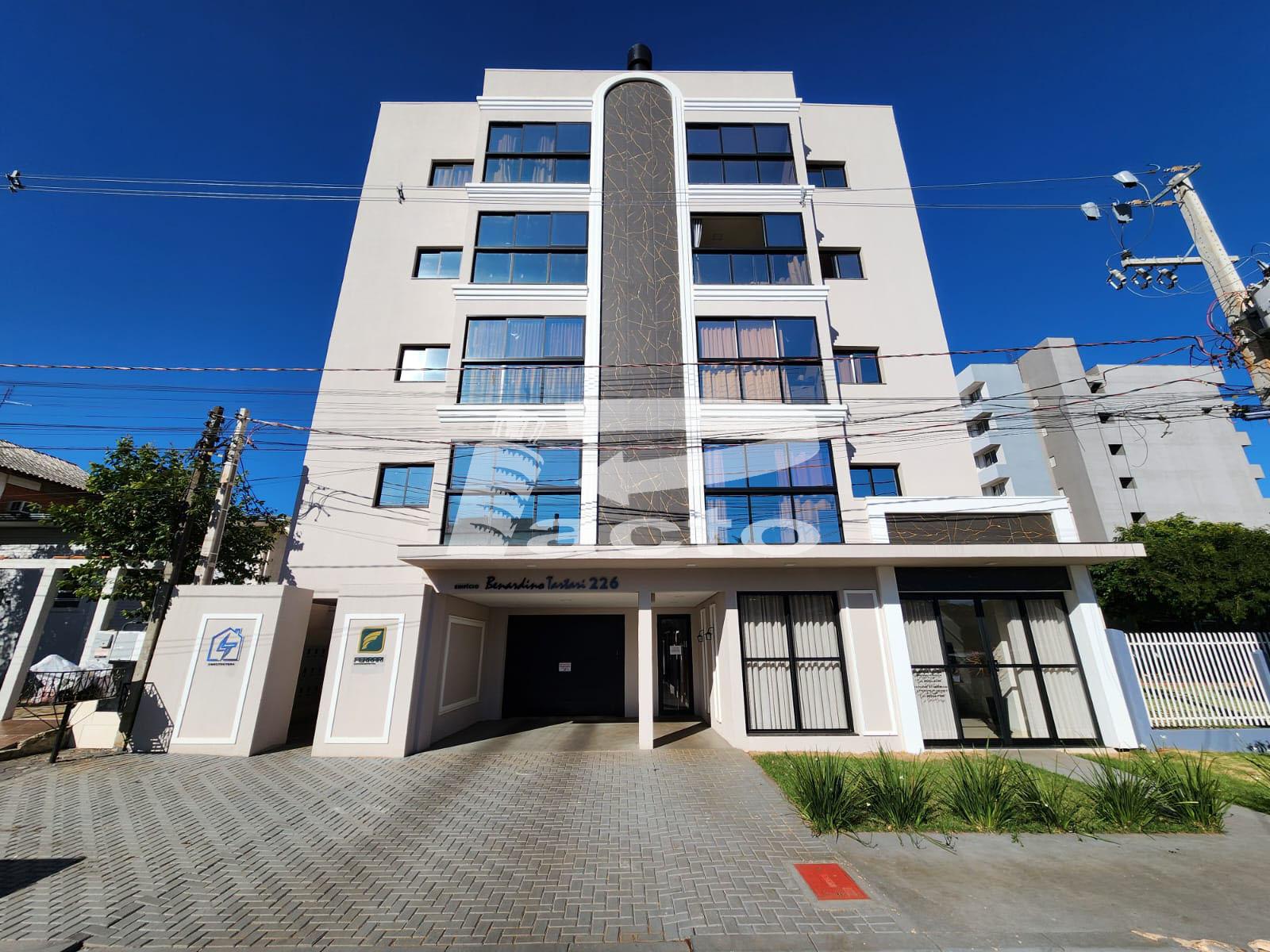 APARTAMENTO COM 02 QUARTOS