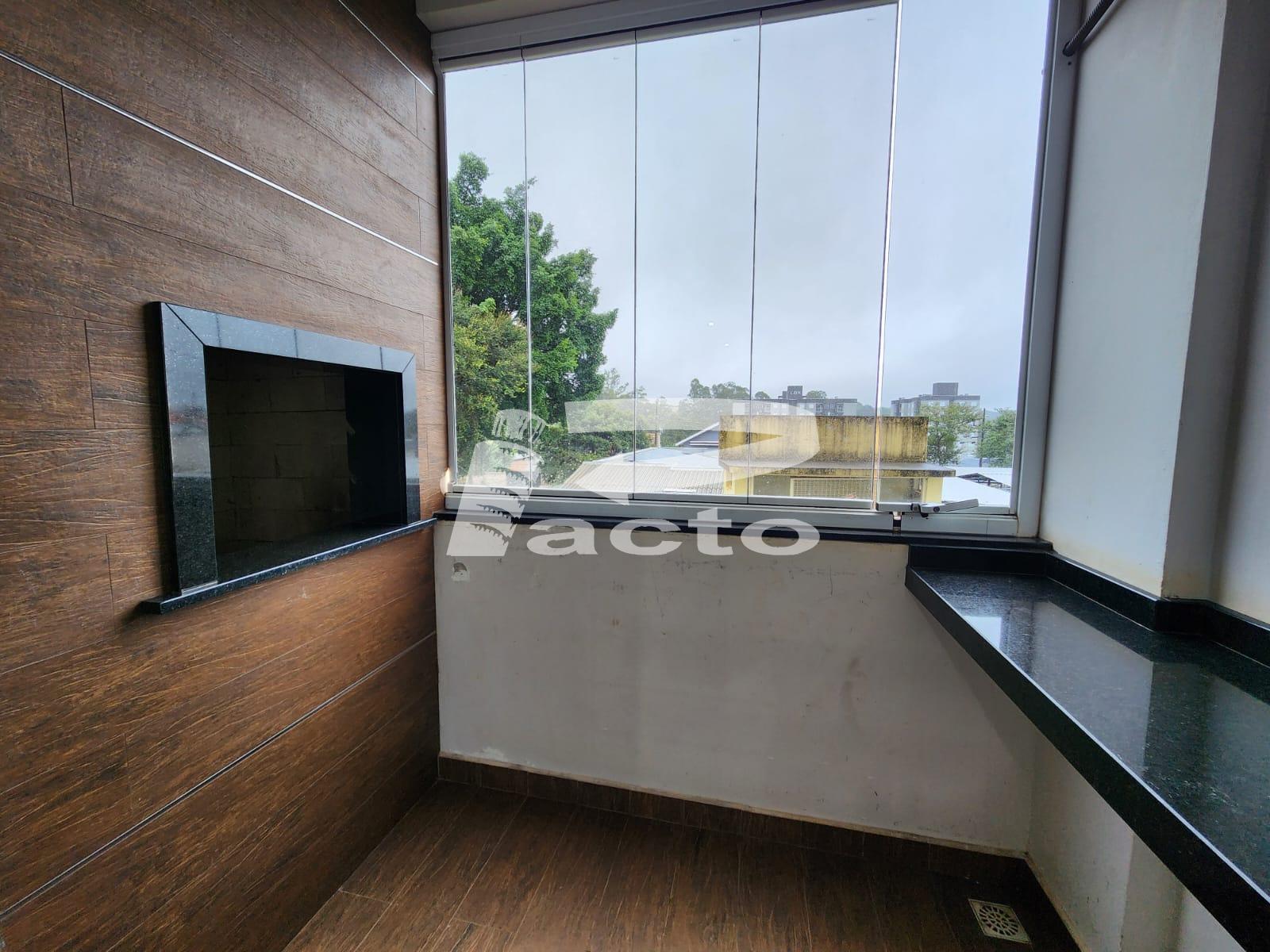 APARTAMENTO 1 SUITE E 01 QUARTO