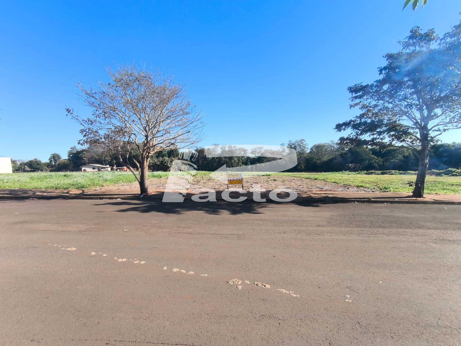 TERRENO COM ÁREA DE 416m 