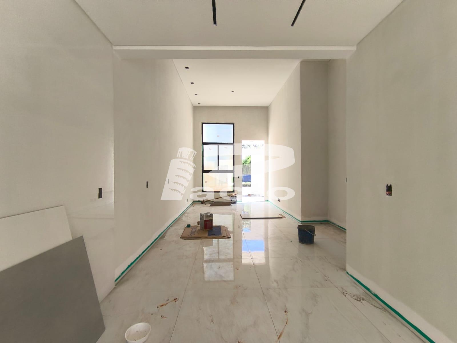 CASA 02 QUARTOS E 01 SUITE