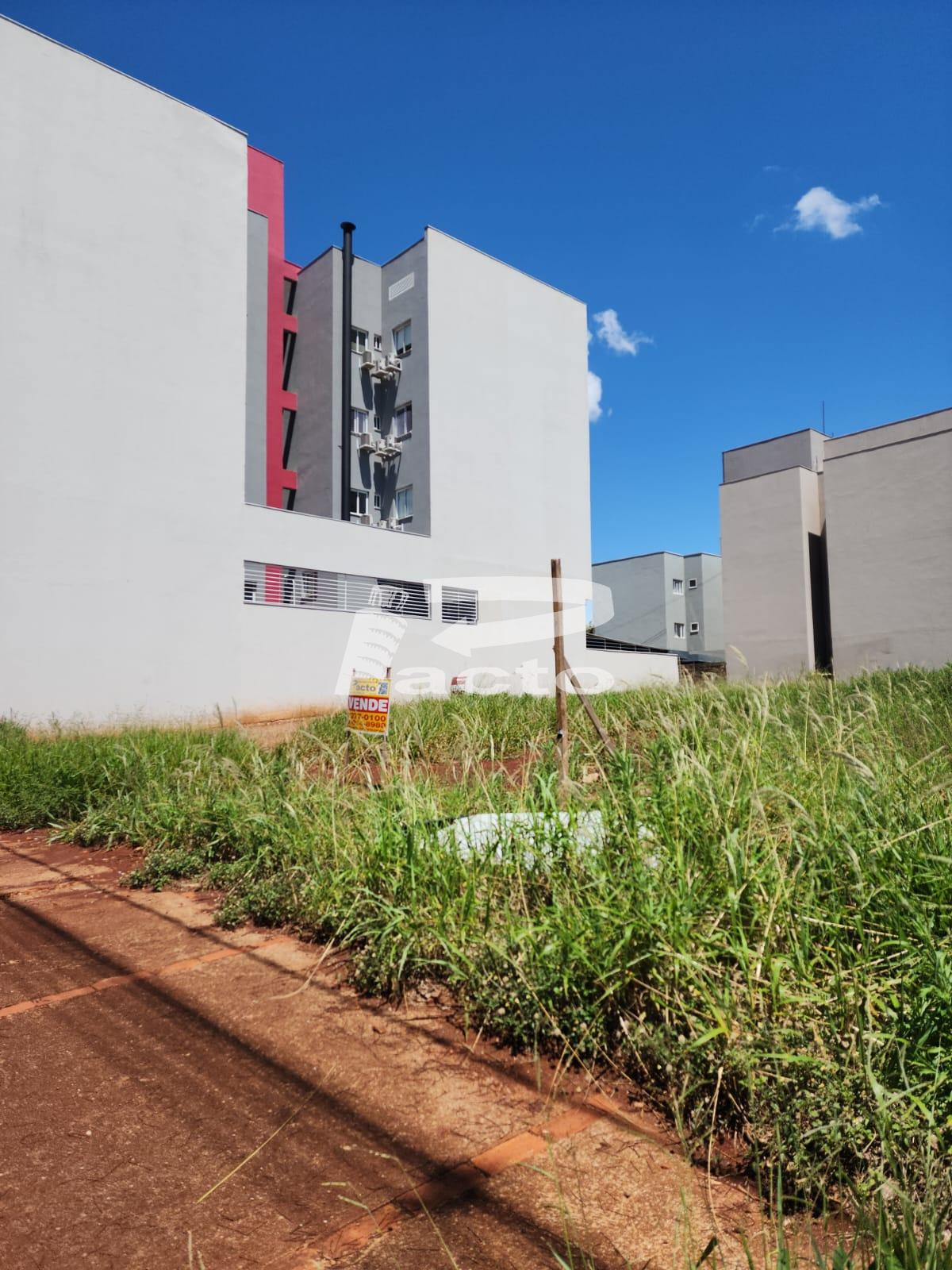 TERRENO COM ÁREA DE 450m