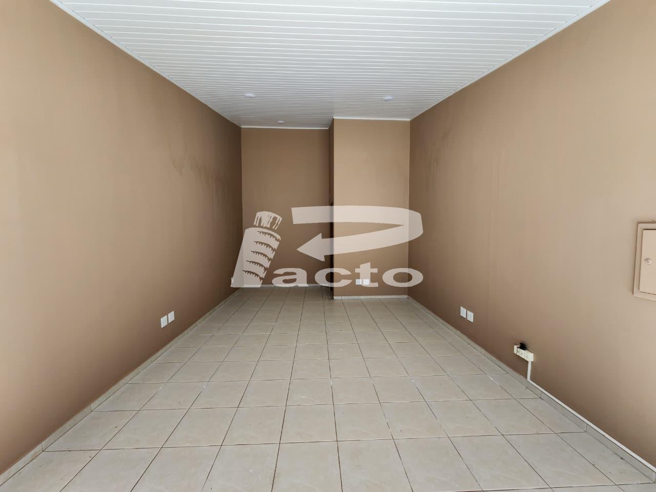 SALA COMERCIAL COM AREA DE 40M