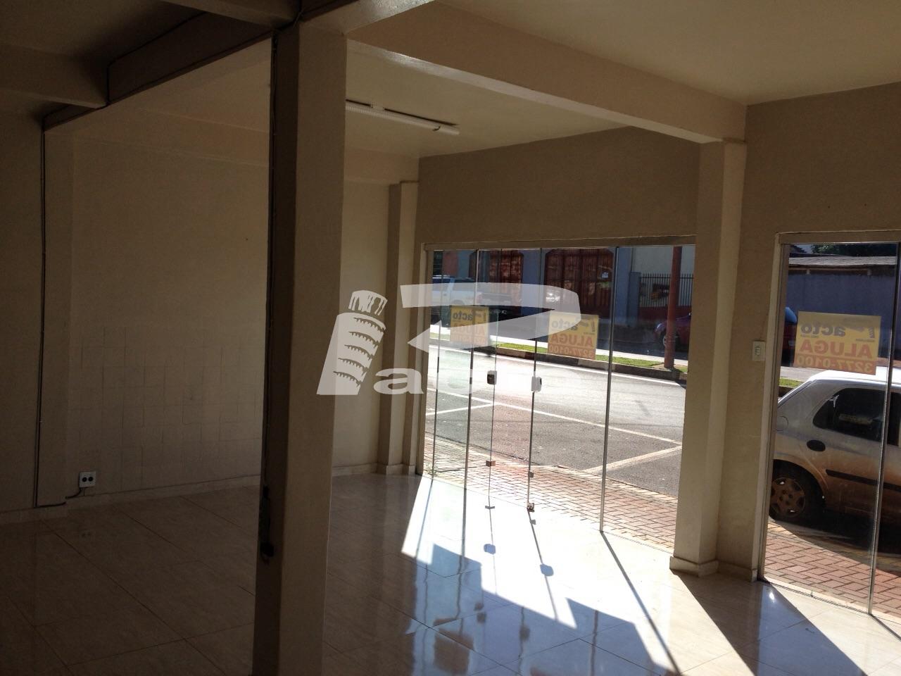 SALA COMERCIAL COM AREA DE 50M