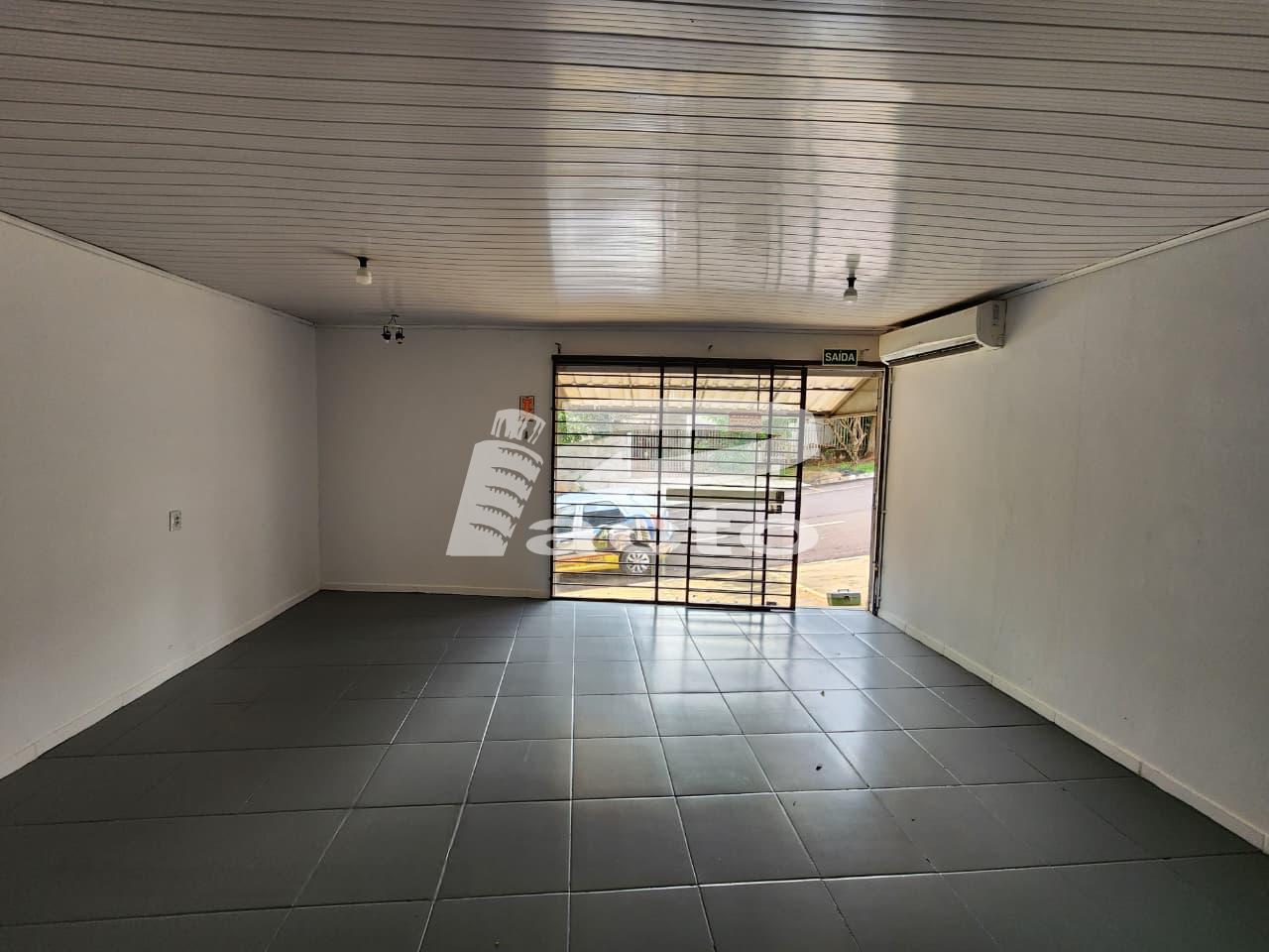 SALA COMERCIAL COM AREA DE 30M 