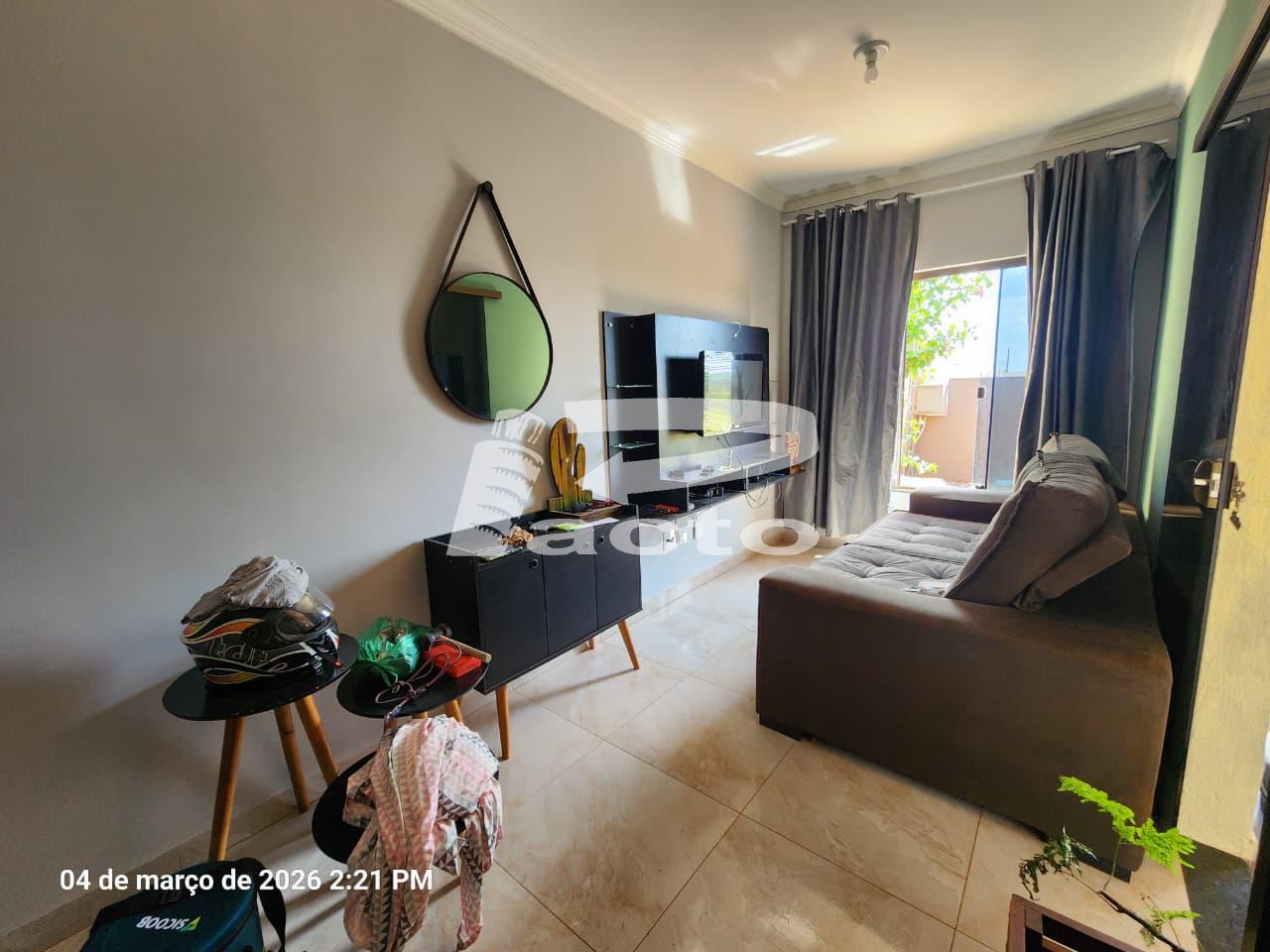 CASA 01 QUARTO E 01 SUITE