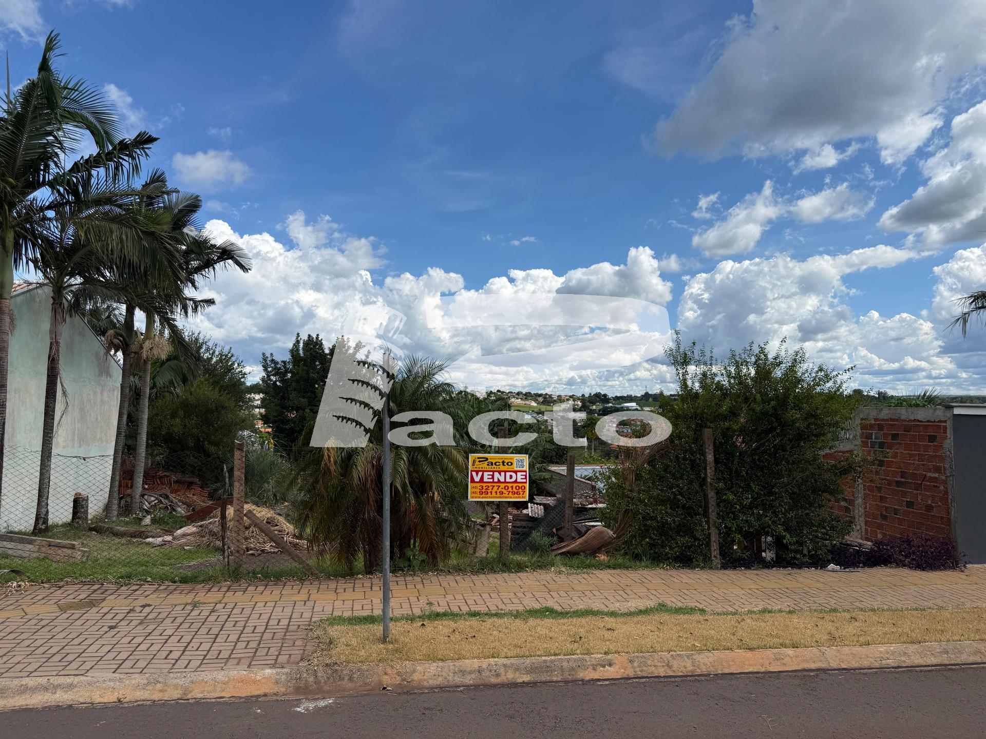 TERRENO COM AREA DE 550,22 M