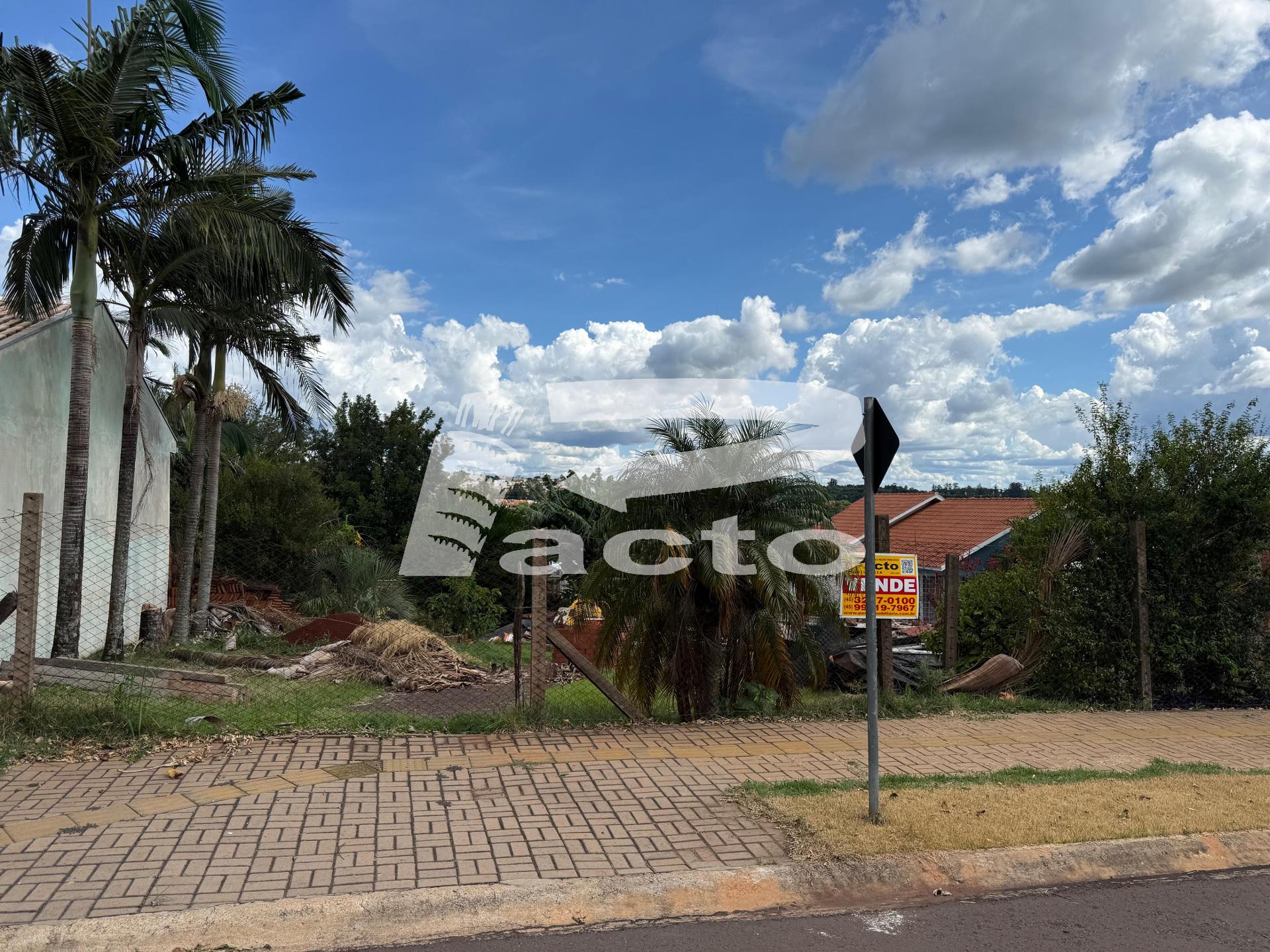 TERRENO COM AREA DE 550,22 M