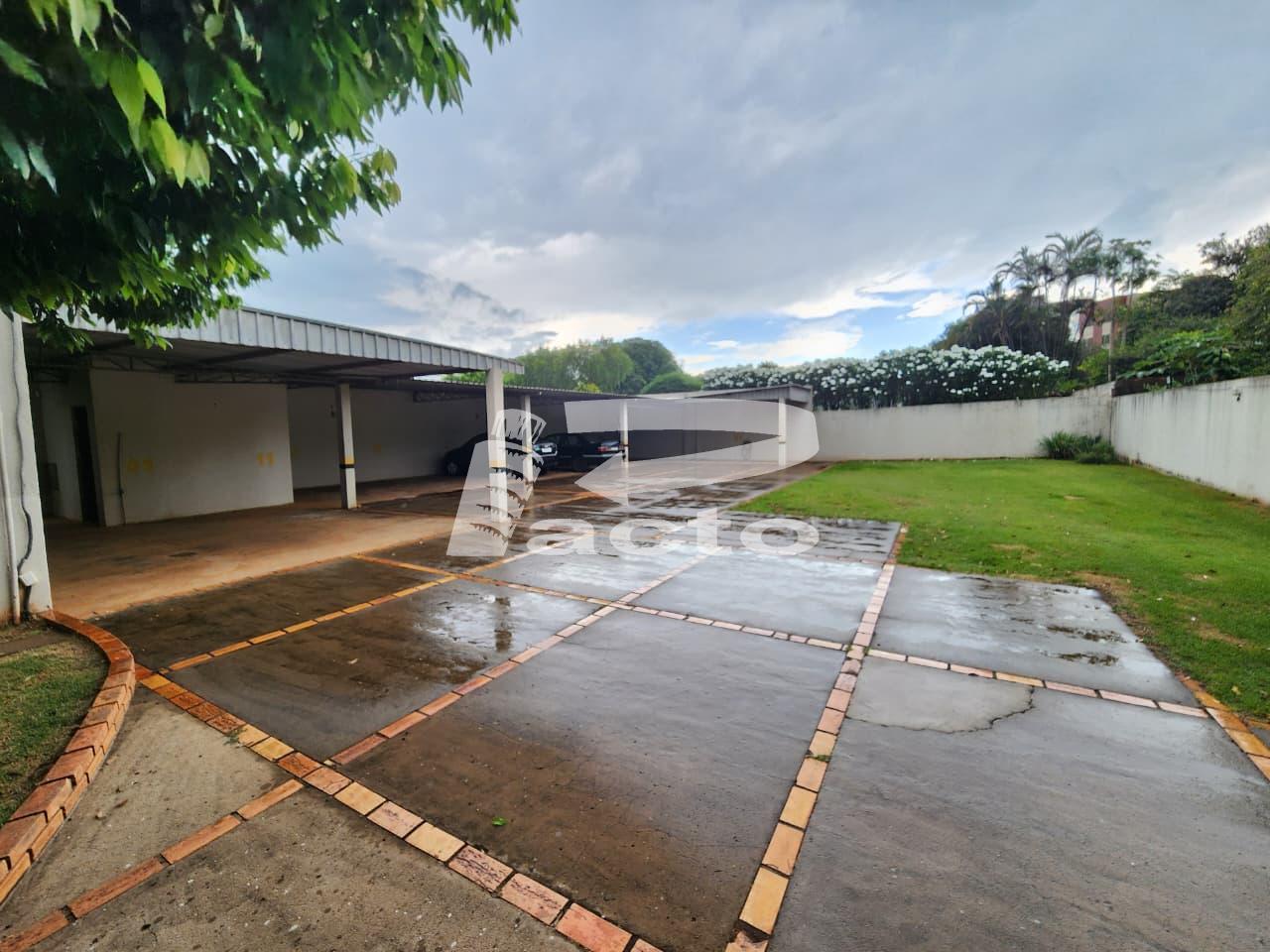 APARTAMENTO COM 02 QUARTOS E 01 SUITE