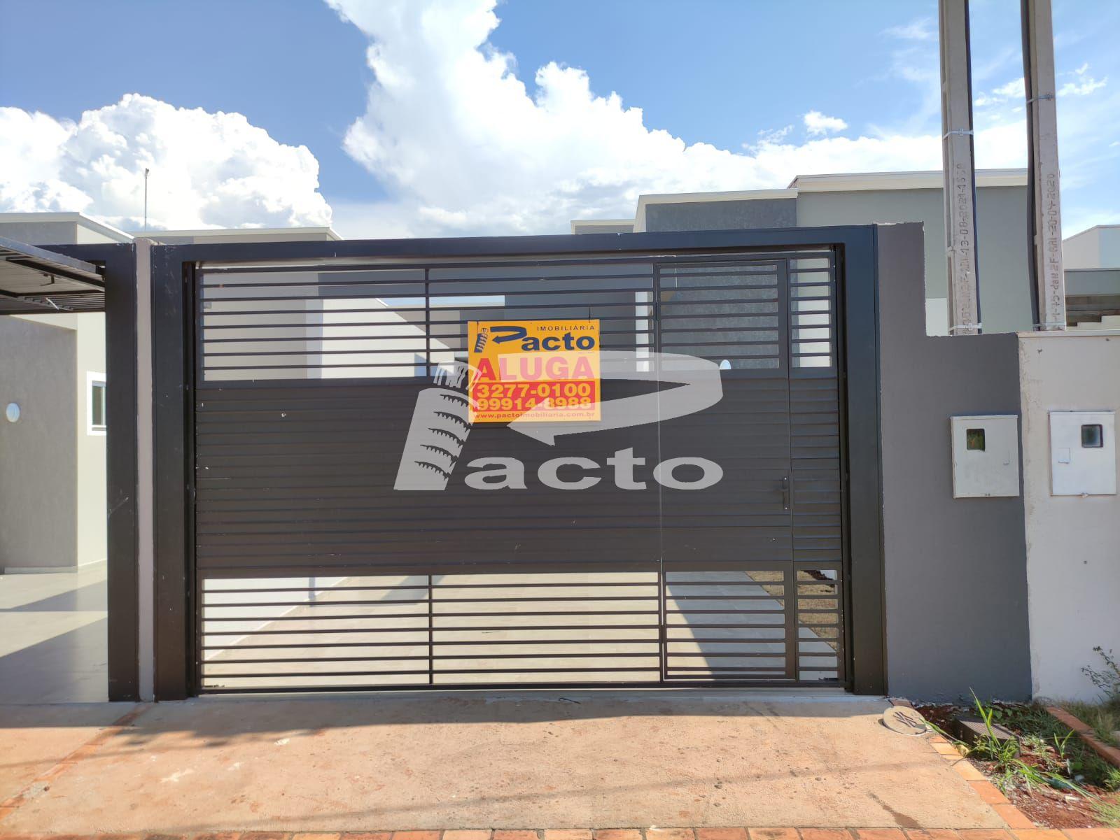 CASA 01 QUARTO E 01 SUITE