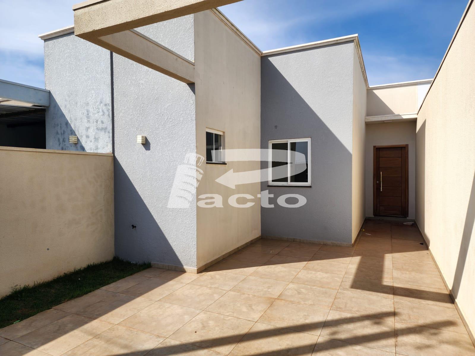 CASA 01 QUARTO E 01 SUITE