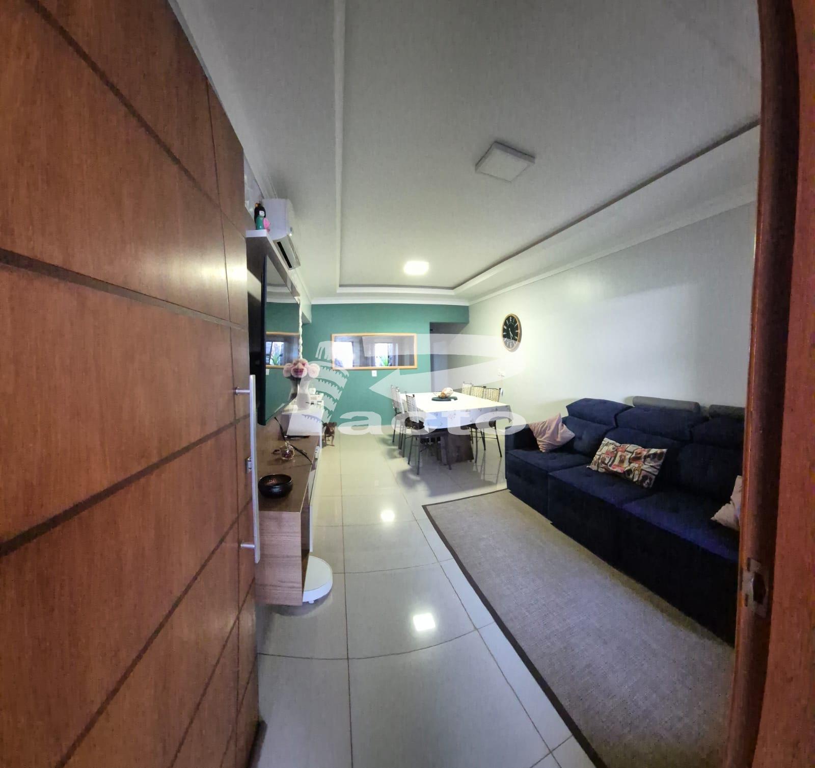CASA 02 QUARTOS E 01 SUITE