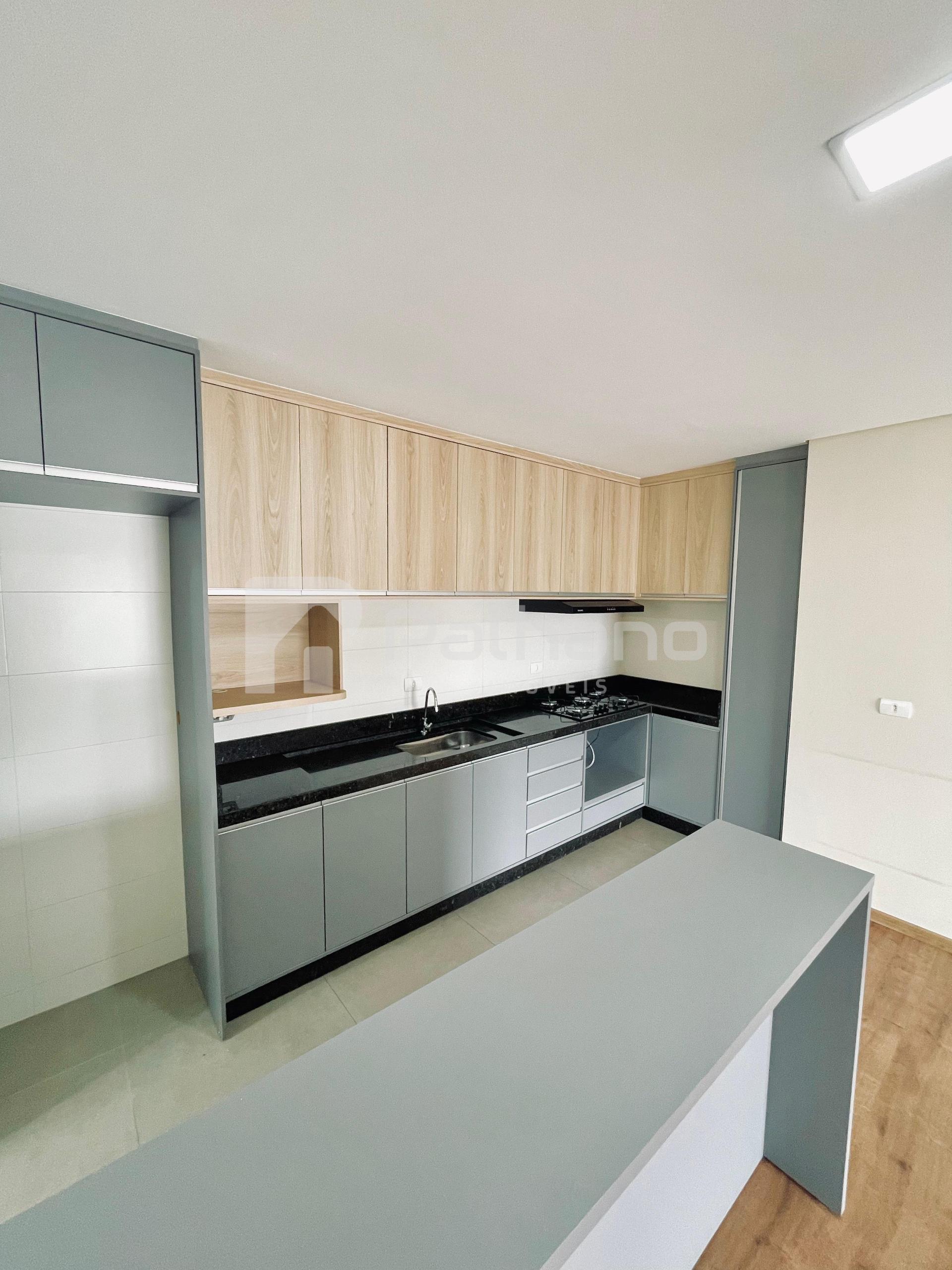 Cozinha planejada com cooktop e sugar