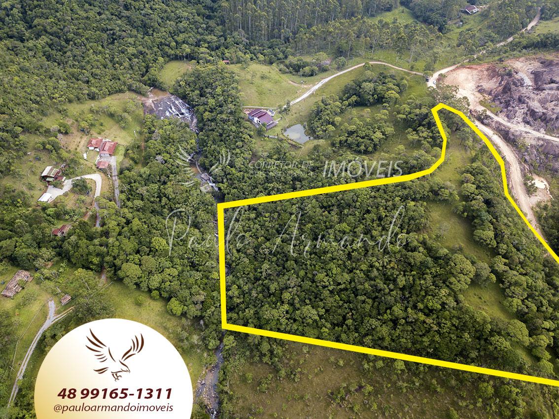 Belíssima área com 4 hectares com vegetação exuberante, Tigela...