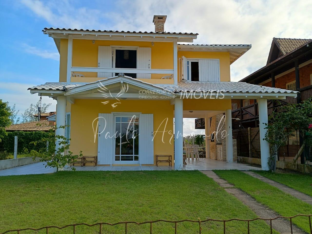 Casa p? na Areia 100 metros da Praia, na Barra de Ibiraquera, ...