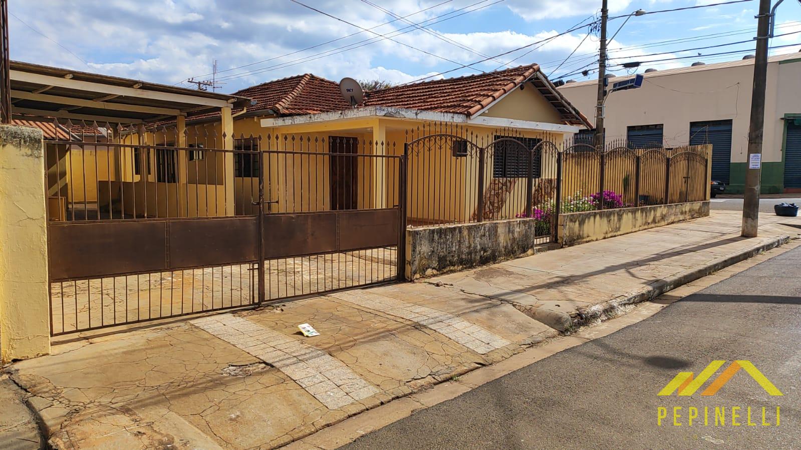 Casa com 3 dormitórios à venda, Baroni, BARRETOS - SP