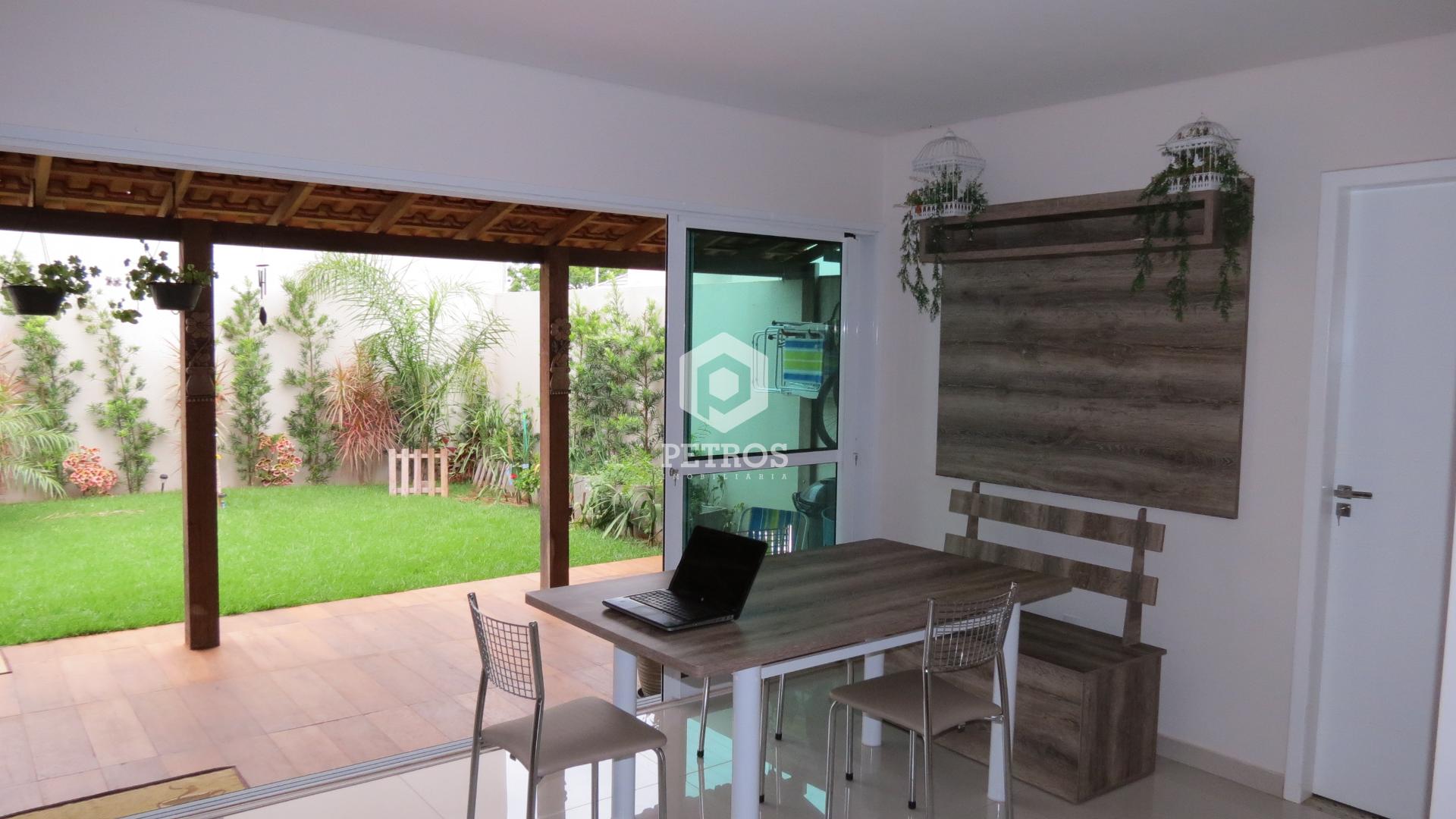 Imobili�ria Petros em Toledo Paran�