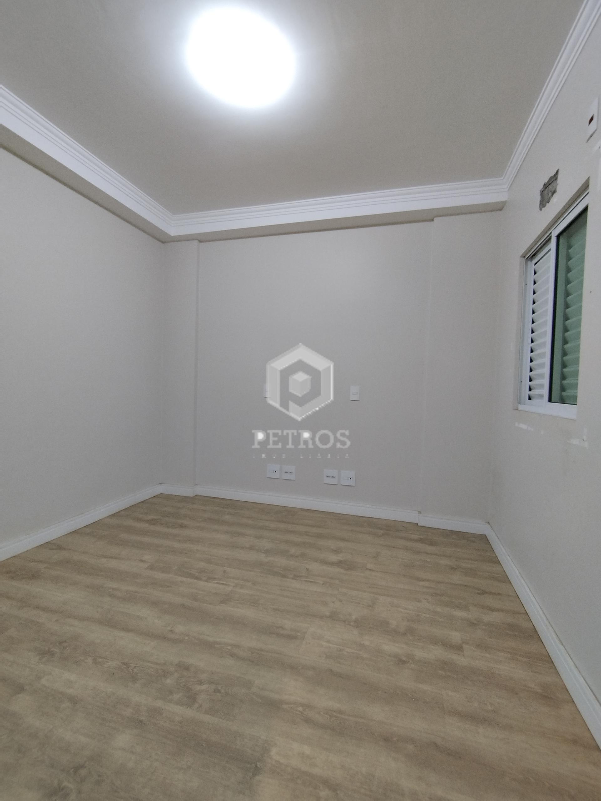 Imobili�ria Petros em Toledo Paran�