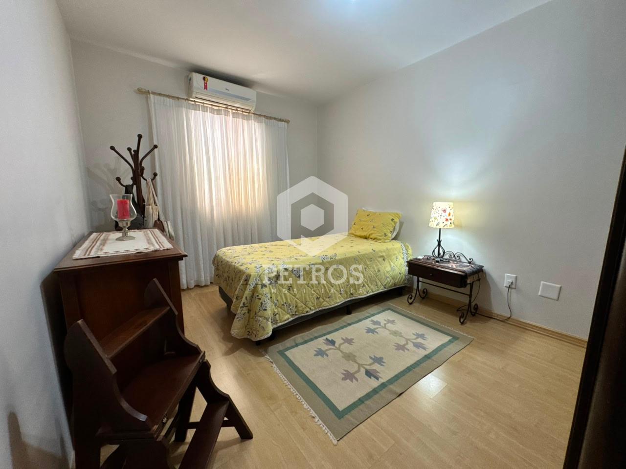 Imobili�ria Petros em Toledo Paran�