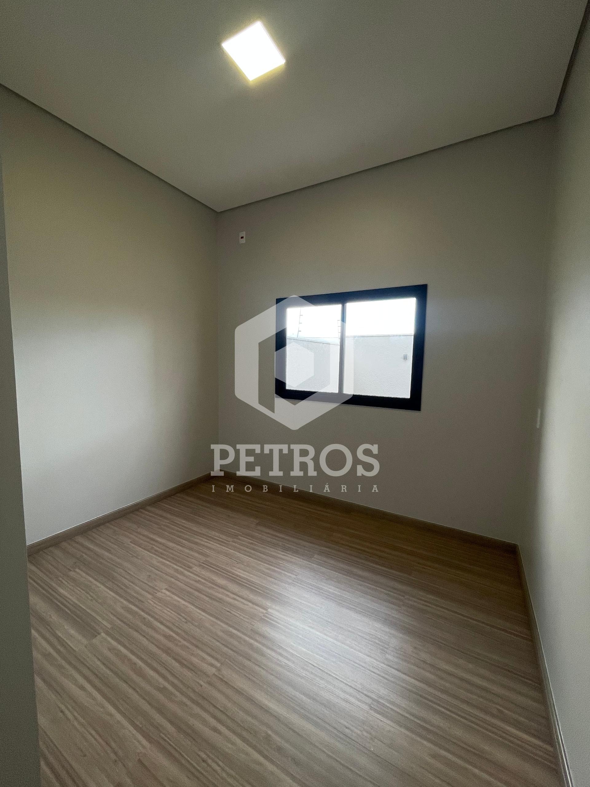 Imobili�ria Petros em Toledo Paran�