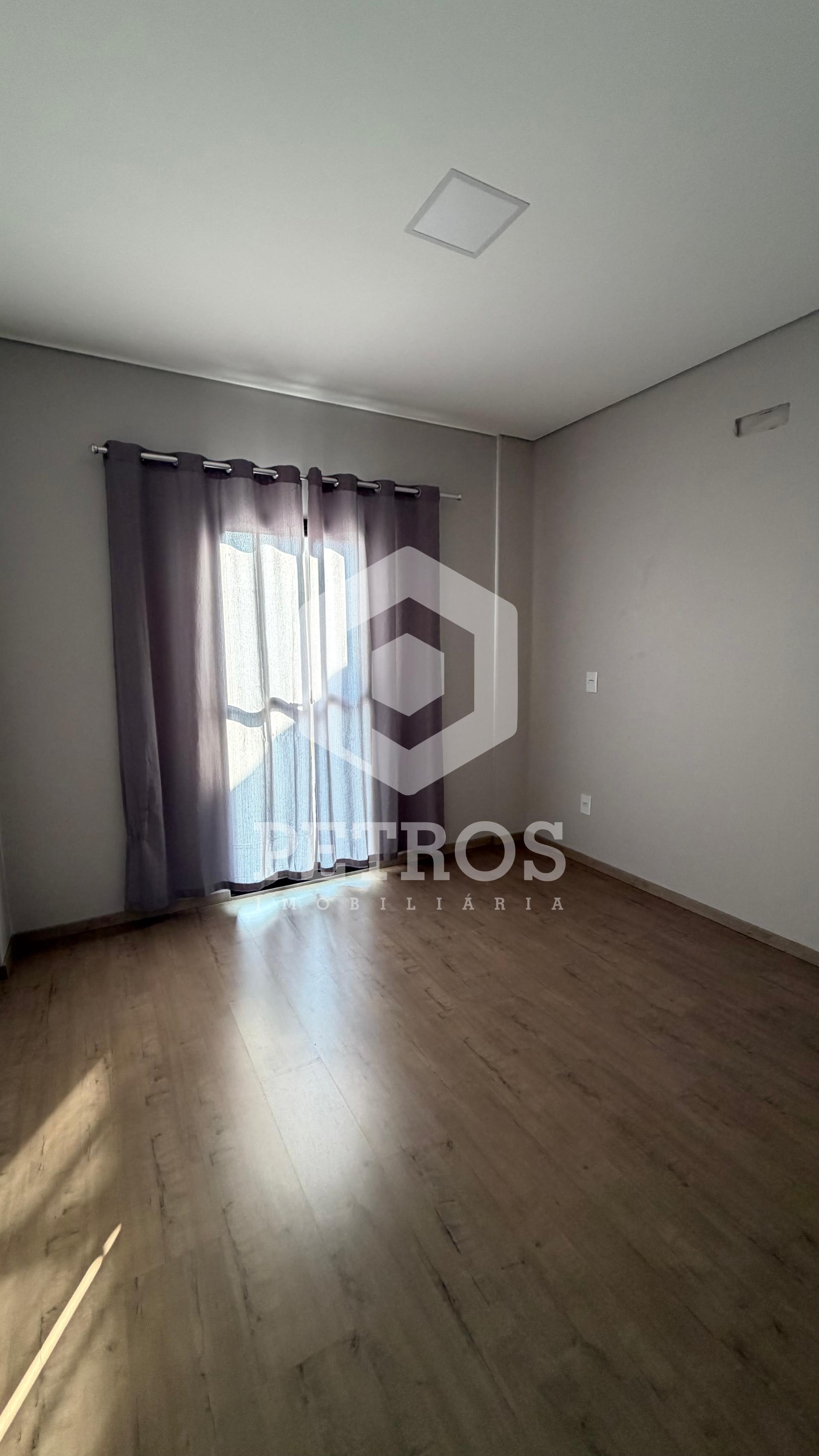 Imobili�ria Petros em Toledo Paran�