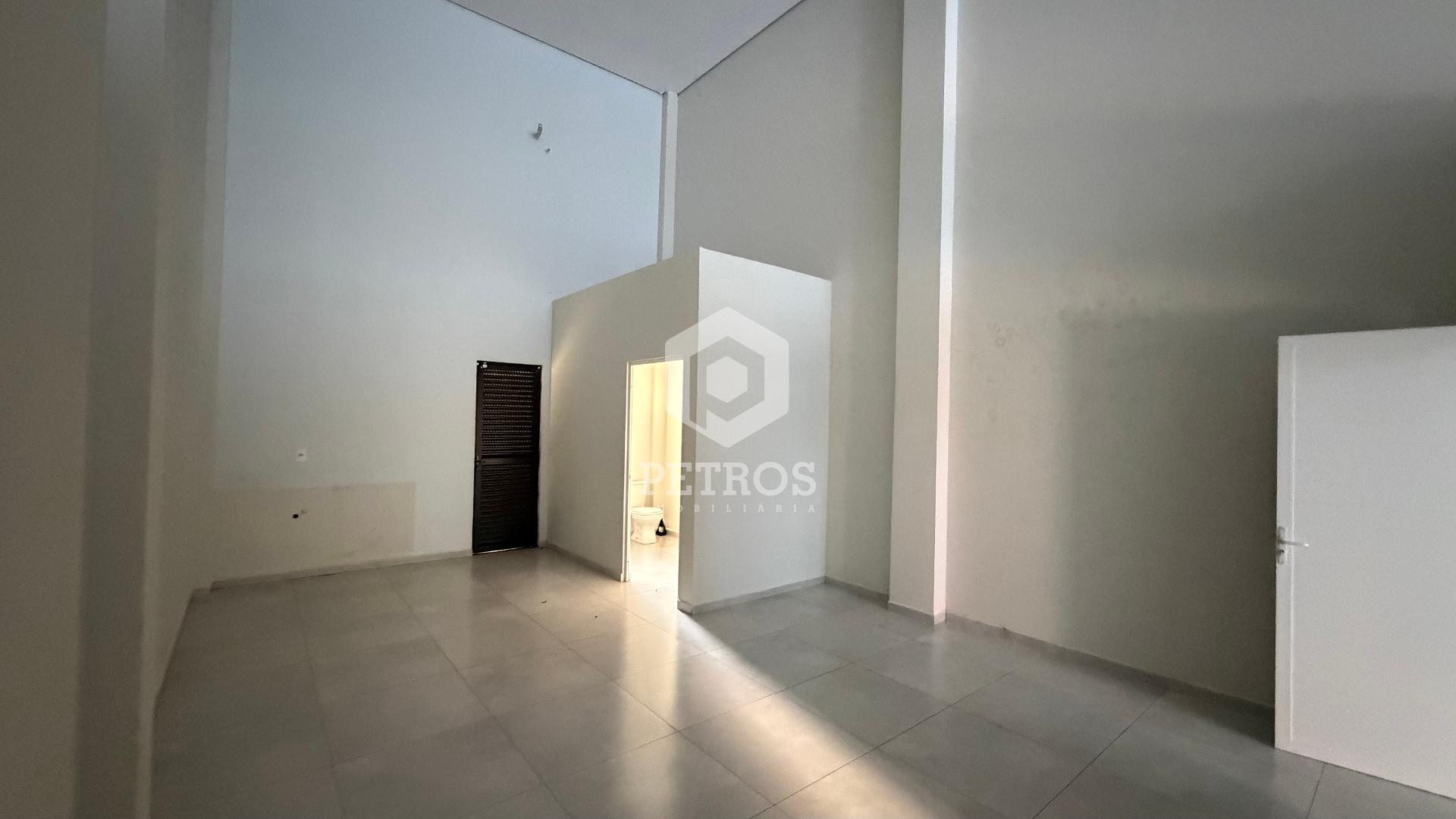 SALA COMERCIAL NO CENTRO PARA LOCA��O COM 85 MTS