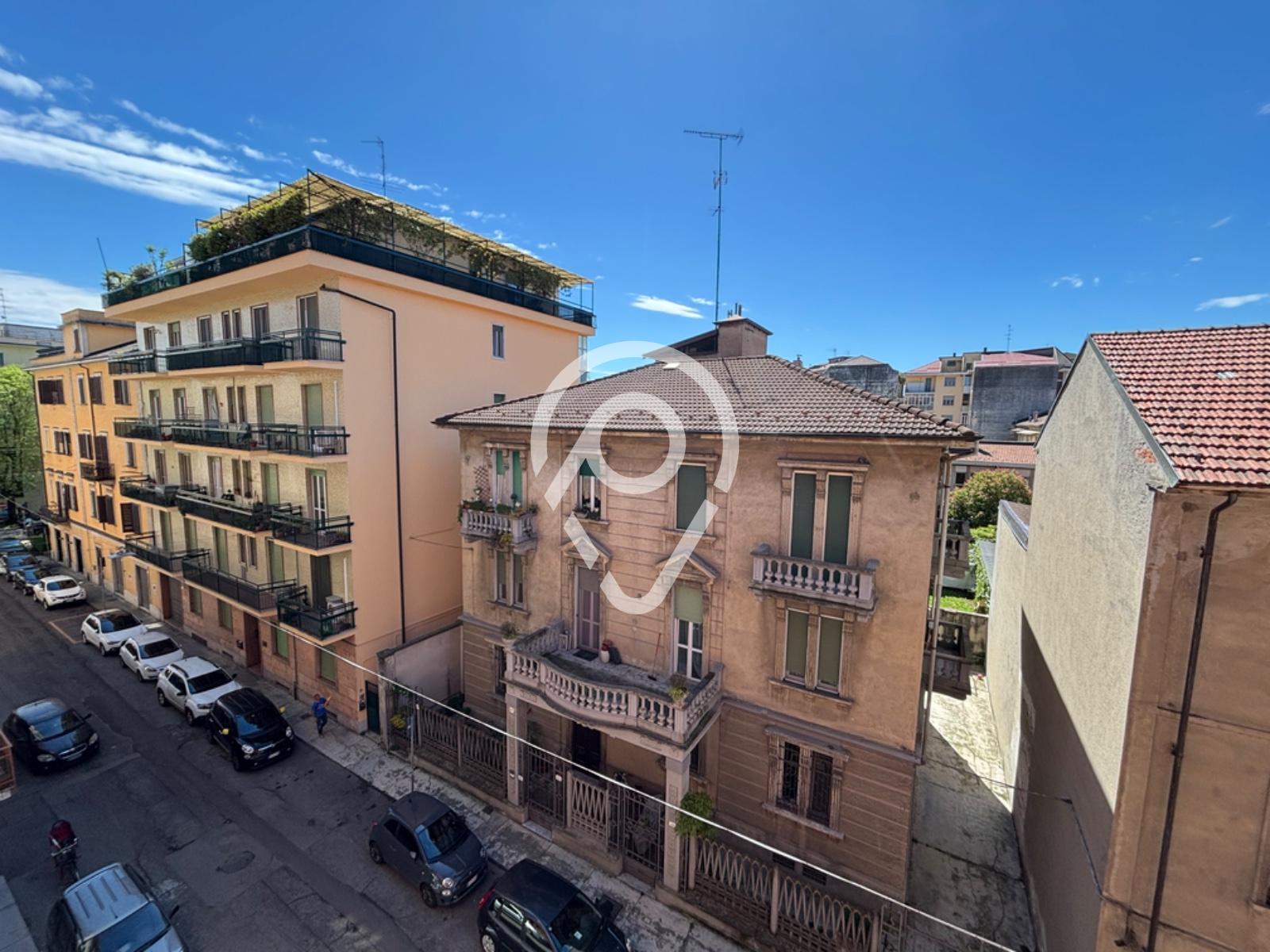 Apartamento com 1 dormitório à venda, CASALE MONFERRATO, CASAL...
