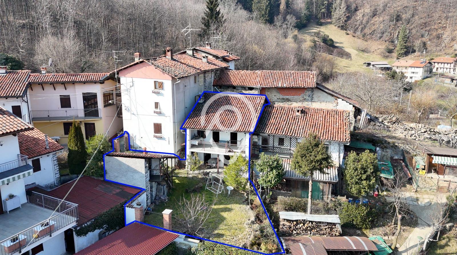 Casa com 2 dormitórios à venda, Favaro, BIELLA - BI