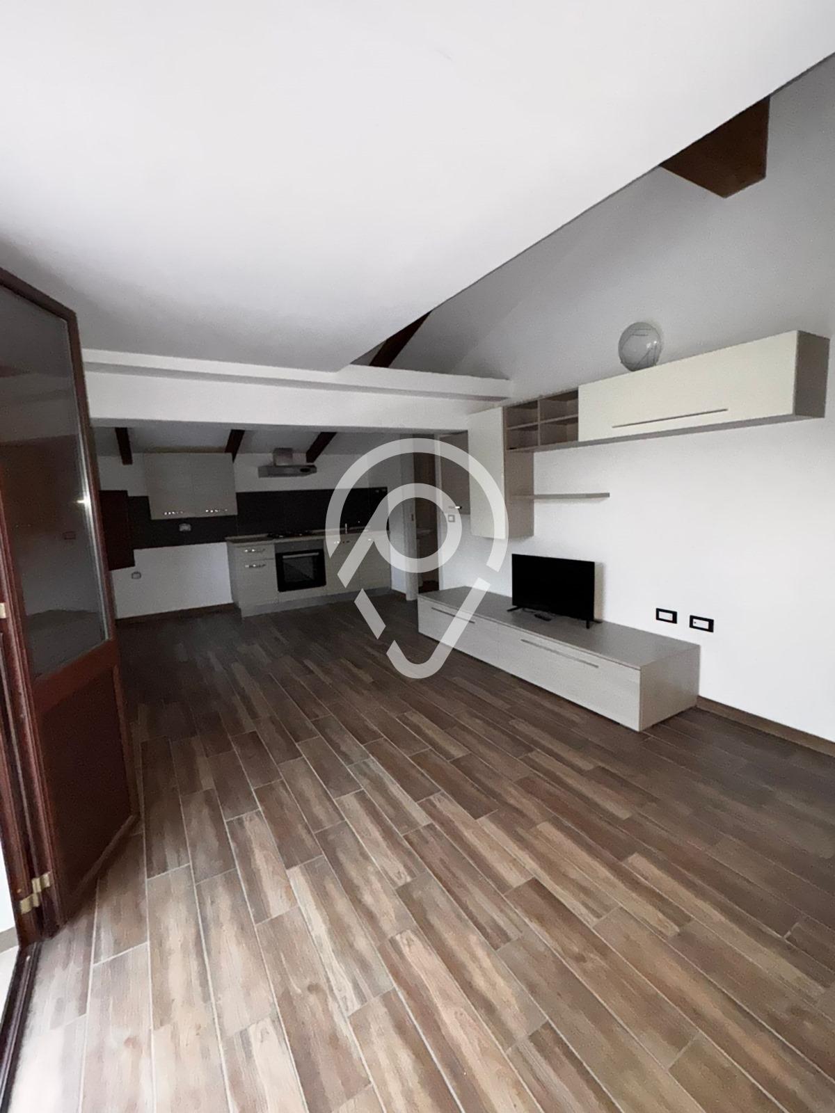 Apartamento com 2 dormitórios para locação, Centro, Borgofranc...